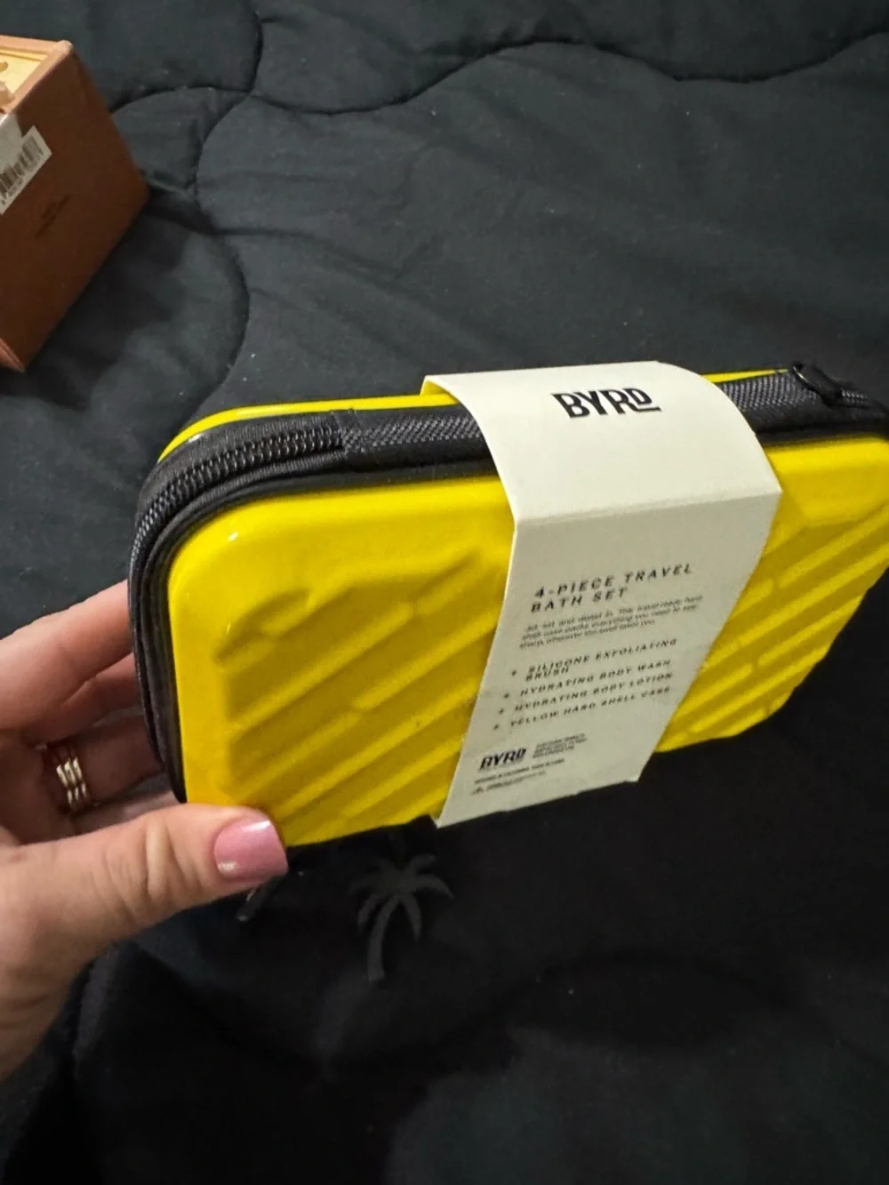 NWT BYRD Travel Size Bath Set - Yellow Case